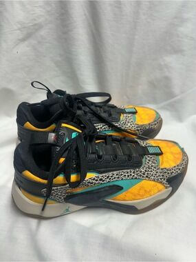 Nike Jordan Luka 2 The Pitch Laser Orange Shoes FQ9045-800 Youth Size 3.5Y